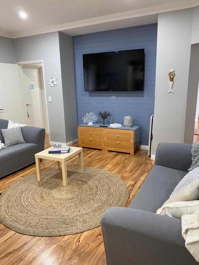 Appartement The Hutt On Mandurah Marina Extérieur photo