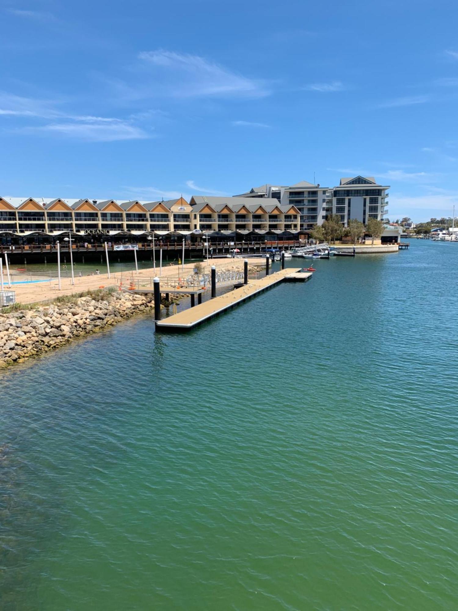 Appartement The Hutt On Mandurah Marina Extérieur photo