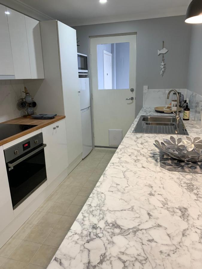 Appartement The Hutt On Mandurah Marina Extérieur photo