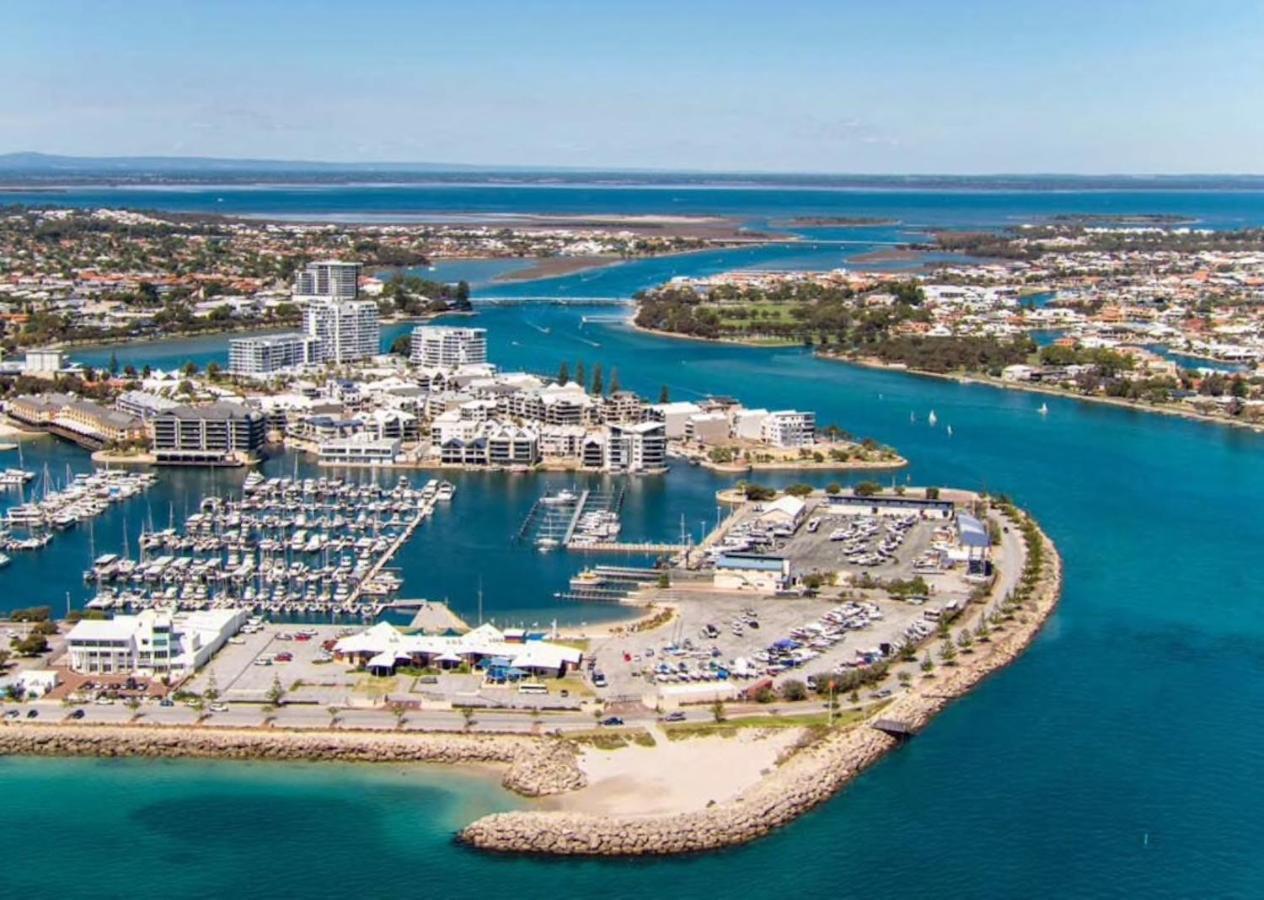 Appartement The Hutt On Mandurah Marina Extérieur photo